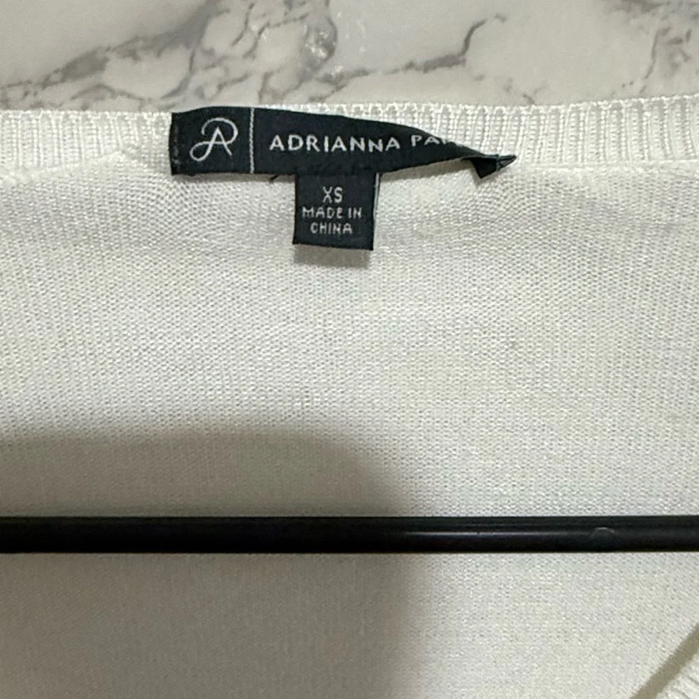 NEW Adrianna Papell Ivory V-Neck Sweater with Lace Hem XS